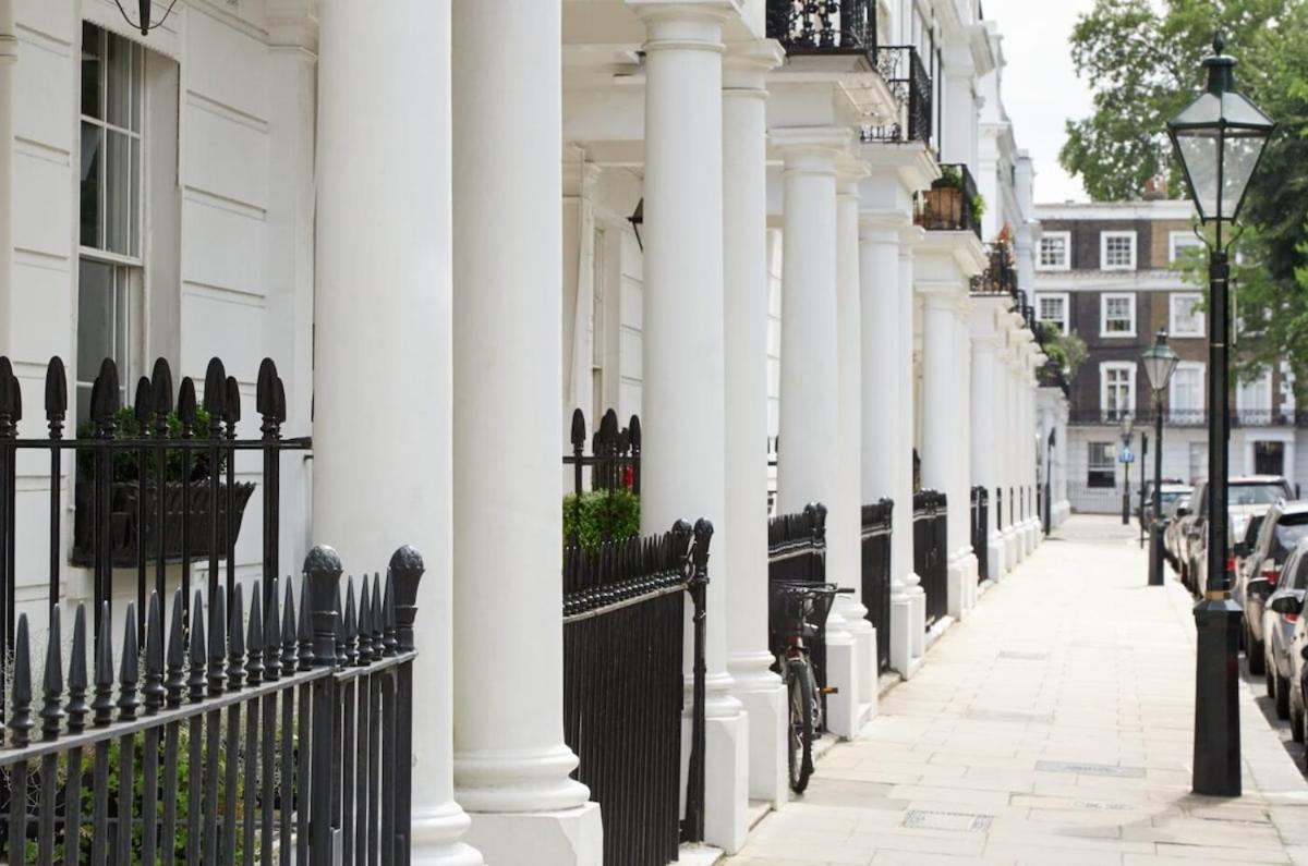 Timeless Hyde Park Maisonette, 3br, 2ba And Lounge * Londra