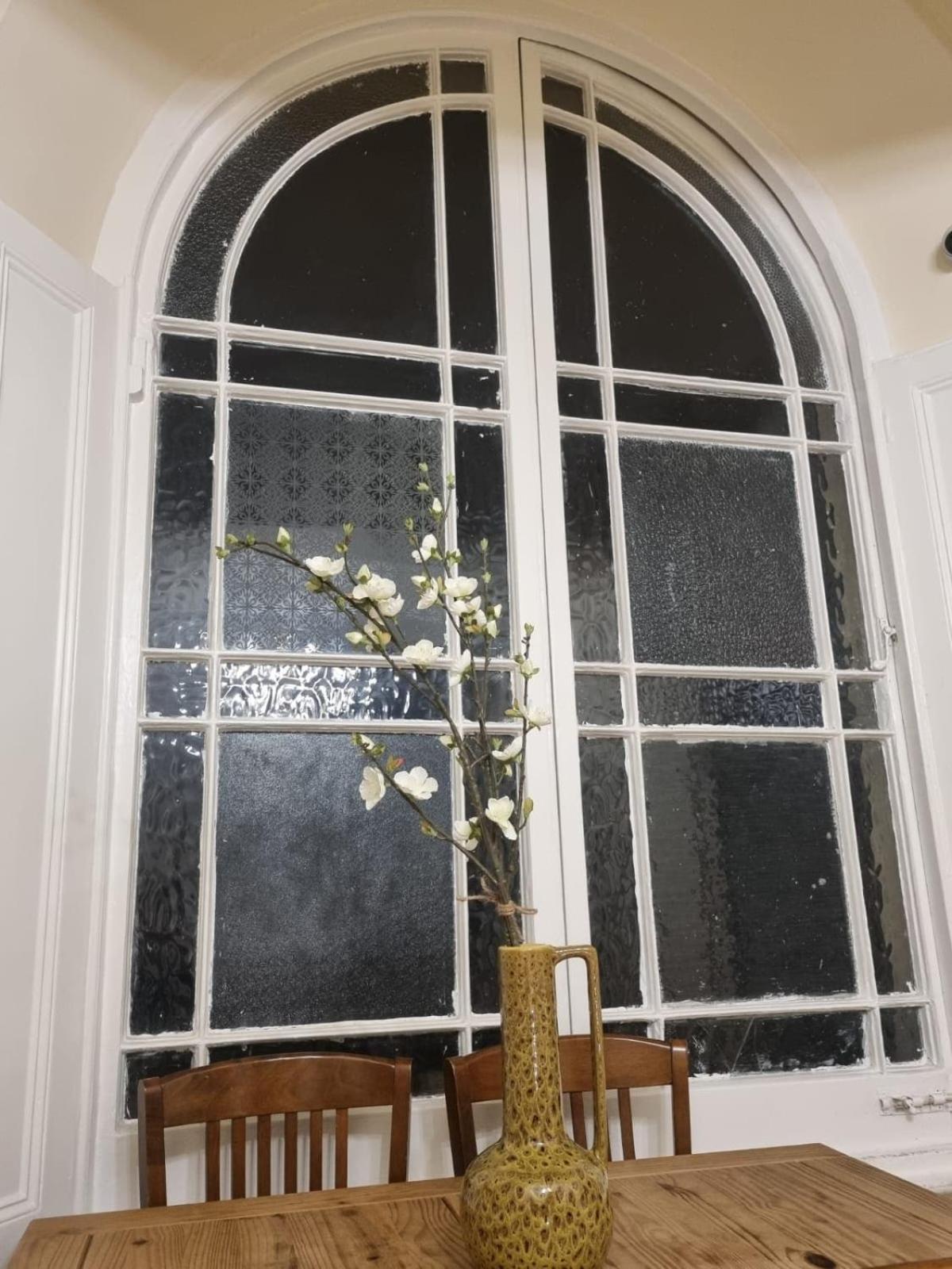 Timeless Hyde Park Maisonette, 3br, 2ba And Lounge * Londra
